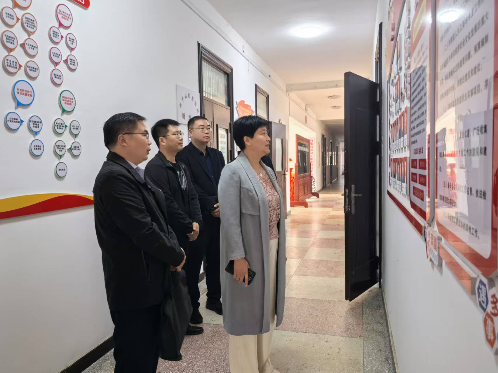 县人大常委会党组书记、主任曹亚红到部分乡（镇）、街道调研民生实事项目 人大代表票决制工作