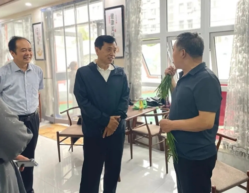 人大第三篇图片_副本